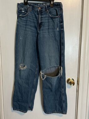 Girls Size 20 GAP Low Stride Distressed Blue Jeans